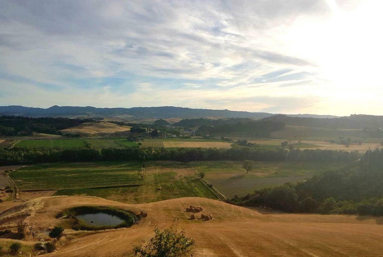 Agriturismo Podere Molino ペッチョリ エクステリア 写真