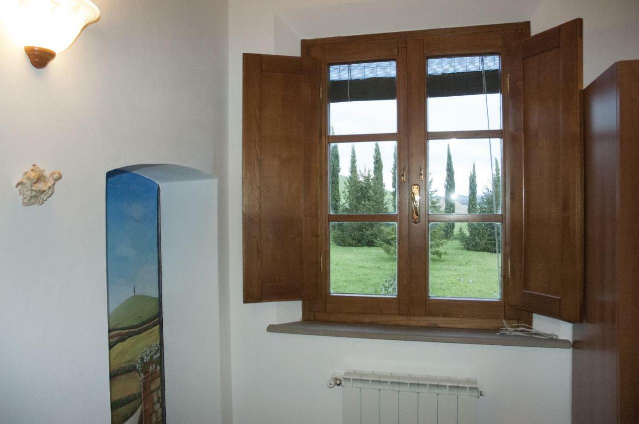 Agriturismo Podere Molino ペッチョリ エクステリア 写真